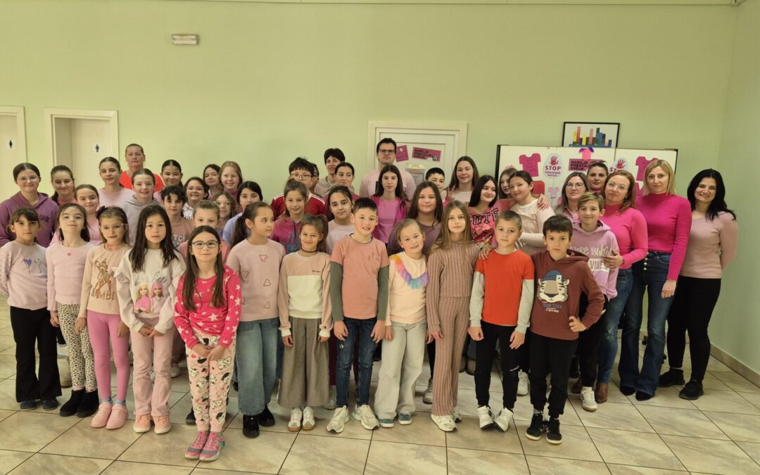 DAN RUŽIČASTIH MAJICA