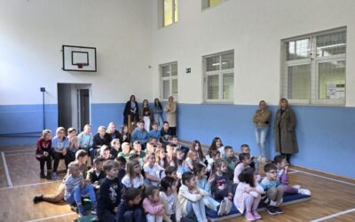 KAZALIŠTE SUNCOKRET U NAŠOJ ŠKOLI